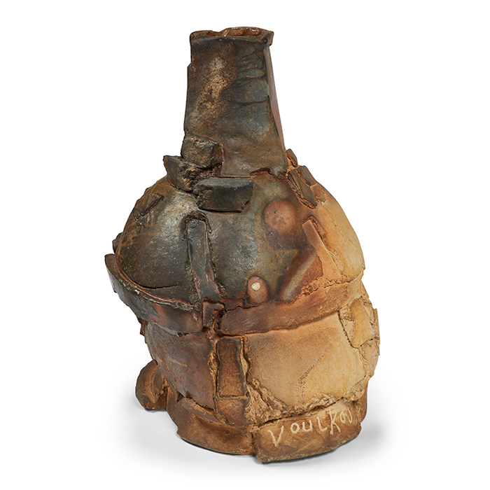 Image of ceramic vase by artist Peter Voulkos